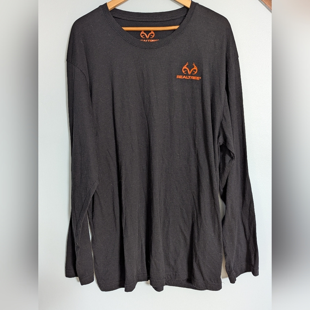 Realtree Men's 2X Black and Orange‎ Long Sleeve Tee